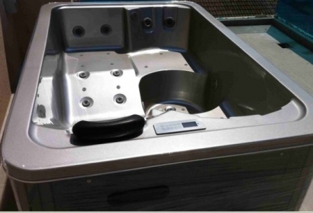 Гидромассажный бассейн Sunrans SR807